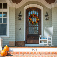 18042 Gupta Entry Portico