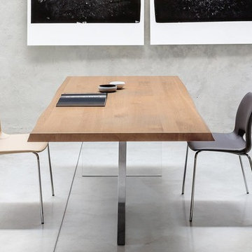 Modern Italian dining tables