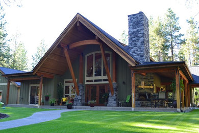 Inspiration for a craftsman home design remodel in Seattle