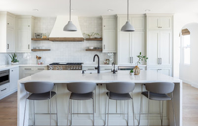 Kitchen of the Week: Creamy Whites and Grays Brighten Things Up