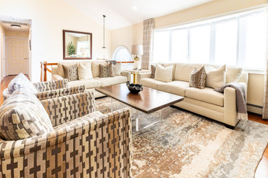 Living room - living room idea in New York