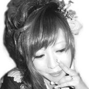 Stone Ayumi's photo