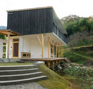 川のほとりのおもしろ荘（岡山 庭 外構 ガーデニング