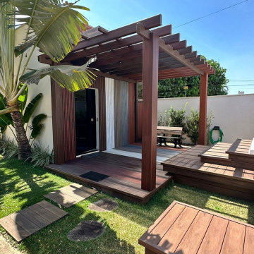 Revolutionizing Outdoor Spaces: Composite Decking