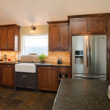 Cloverleaf - A Farmhouse Inspired Kitchen with Charm in North Richland Hills