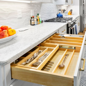 Transitional Kitchen Design Williamsburg, VA | Reico