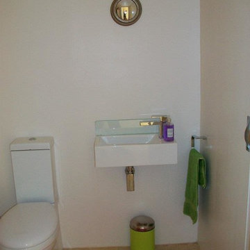TINY GUEST LOOK/CLOAKROOM FROM BEIGE TO VERY DARK/COSY.