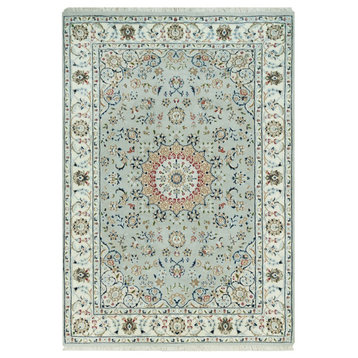 Gray with Sand Dollar Border, Hand Knotted Nain Center Medallion Rug 4'x6'2"