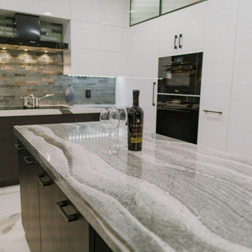 White Lightning, Weston Florida