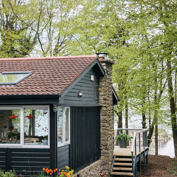 Lakeside Cabin - Photographs from Image Interiors & Living Magazine