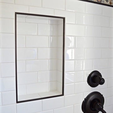 Lant Circle Bathroom