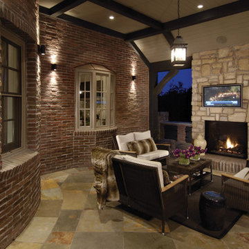 Traditional Brick Patio