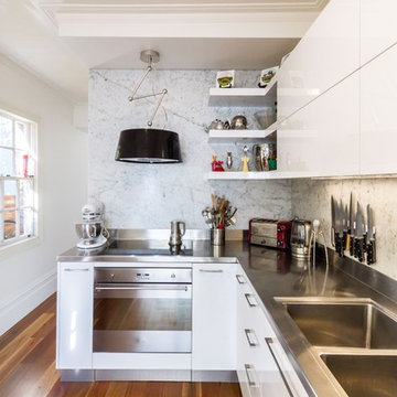 Carlton Kitchen
