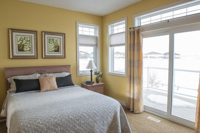 Bedroom - traditional bedroom idea in Calgary