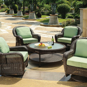 Key West Swivel Gliders and Round Chat Table in Chocolate
