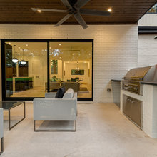 Outdoor kitchen
