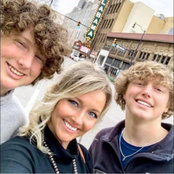 Ashley Roberts's photo