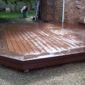 TREX TRANSCENDS FIRE PIT COLOR DECK WITH VL BORDER