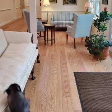 Plain Sawn Red Oak Plank Flooring, Living - Seating Area