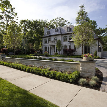 Front Entry Stonewall and Driveway