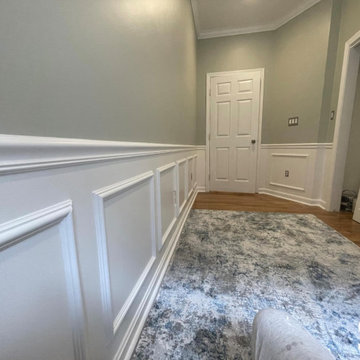 Home Improvement - Wainscoting + crownmoden + high-ending painting