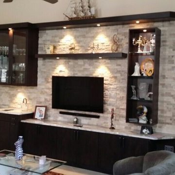 WALL UNITS/ MEDIA CENTERS