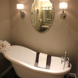 Medina Showroom - Bathtubs