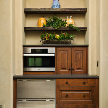 2014 Parade of Homes - Pinnacle Home Winner – Best Kitchen