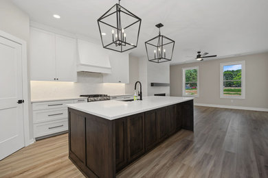 Kitchen - kitchen idea in Cincinnati