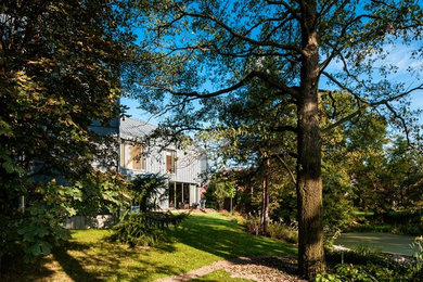 Warsaw Villa in Poland by Kulczynski Architect PL09
