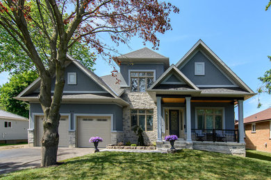 Example of an exterior home design in Toronto