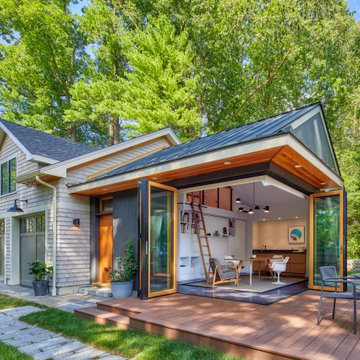 Melding Modern & Traditional Styles with Bifold Glass Doors