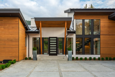 Entryway - modern entryway idea in Seattle