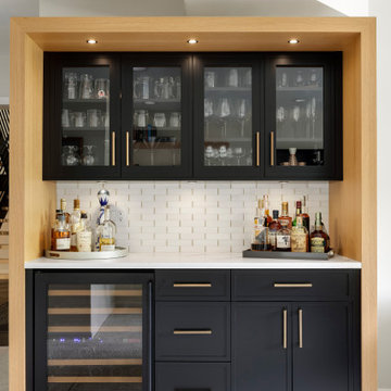 Minnetonka Mod Dry Bar