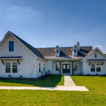 !21 Twin Creekview New Farm House