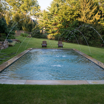 Geometric Pool in Lawn Design