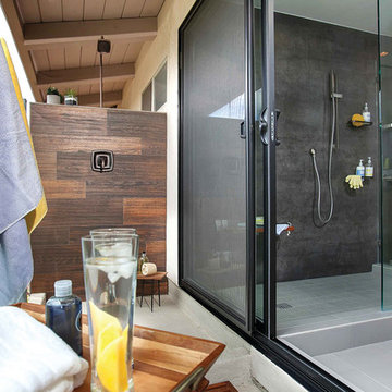 Indoor/Outdoor Experience: Master Bathroom