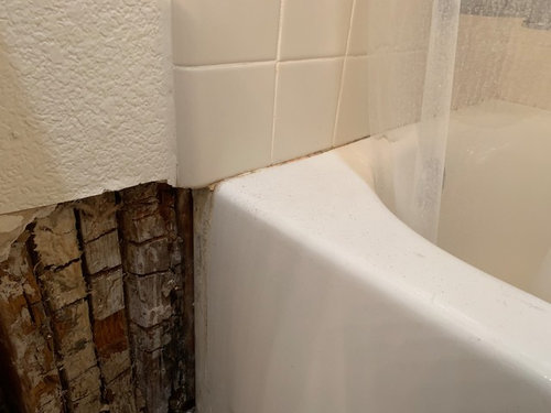 What S Causing This Leak Next To The Bath Tub - Water Leak Behind Bathroom Vanity