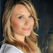 Bonnie Somerville's photo