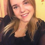 Laura Jozefa's photo
