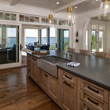 Lake House Getaway