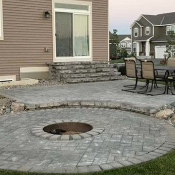 Outdoor Fire Pits & Fireplaces