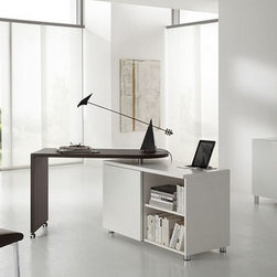 dCom Desk - Desks And Hutches