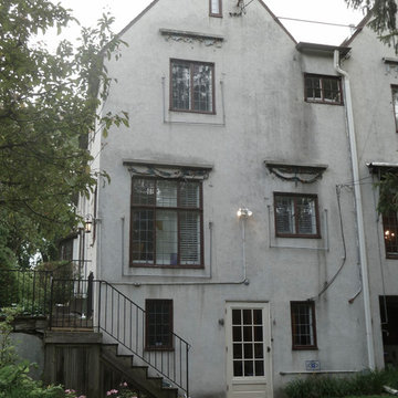 English Tudor Addition