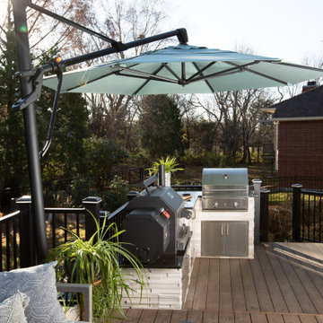 L-Shaped Outdoor Kitchen on a Deck