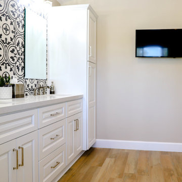 Santa Clarita bathroom