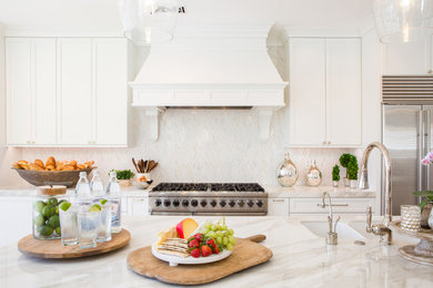 Kitchen - transitional kitchen idea in Orange County