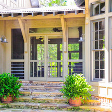 Laurel Lodge
