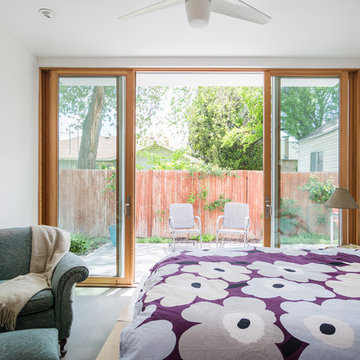 My Houzz: A Modern Home Meets Its Neighbors Halfway