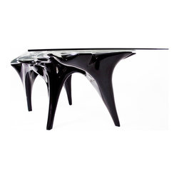 FLUX Table - Dining Tables